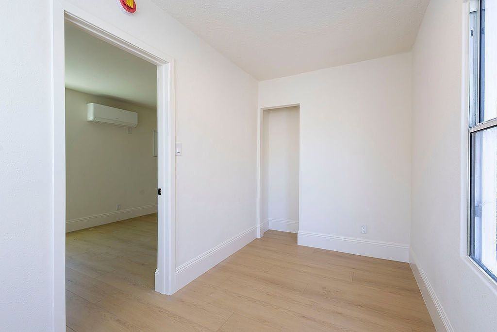 914 E Martin Luther King Jr Blvd - Photo 5 of 21