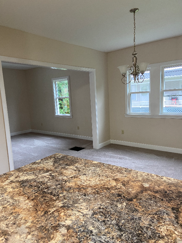 314 Thompson St - Photo 5 of 6