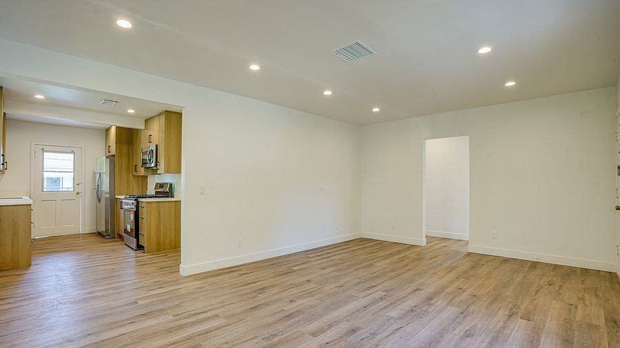 6114 Saturn St #6114 - Photo 5 of 26