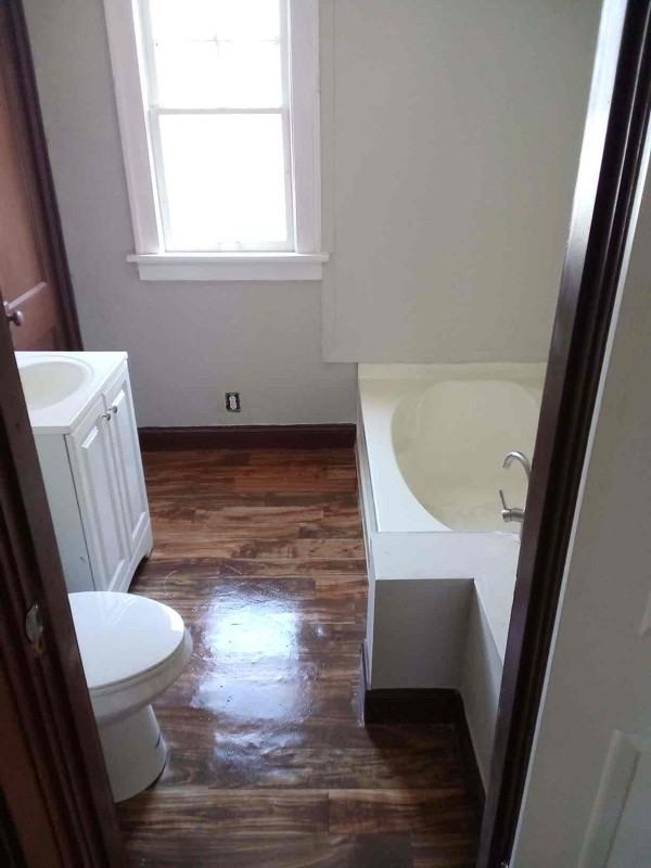 5611 Hallows Ave - Photo 3 of 12