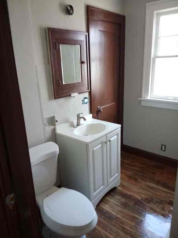 5611 Hallows Ave - Photo 6 of 12