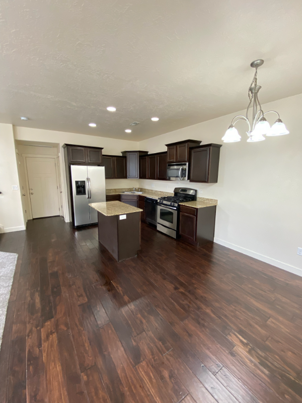 3724 W Mandrake Way - Photo 3 of 32