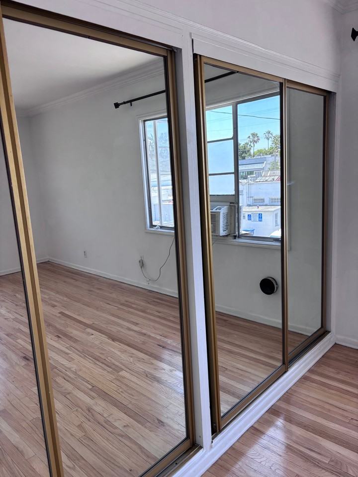 135 1/2 S Orlando Ave - Photo 6 of 12