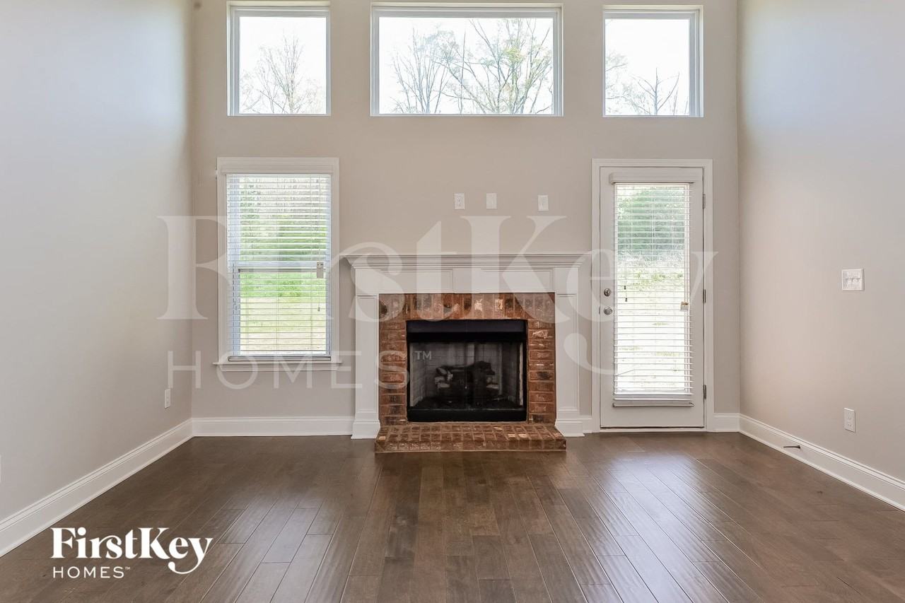 5542 Bridle Way - Photo 3 of 15