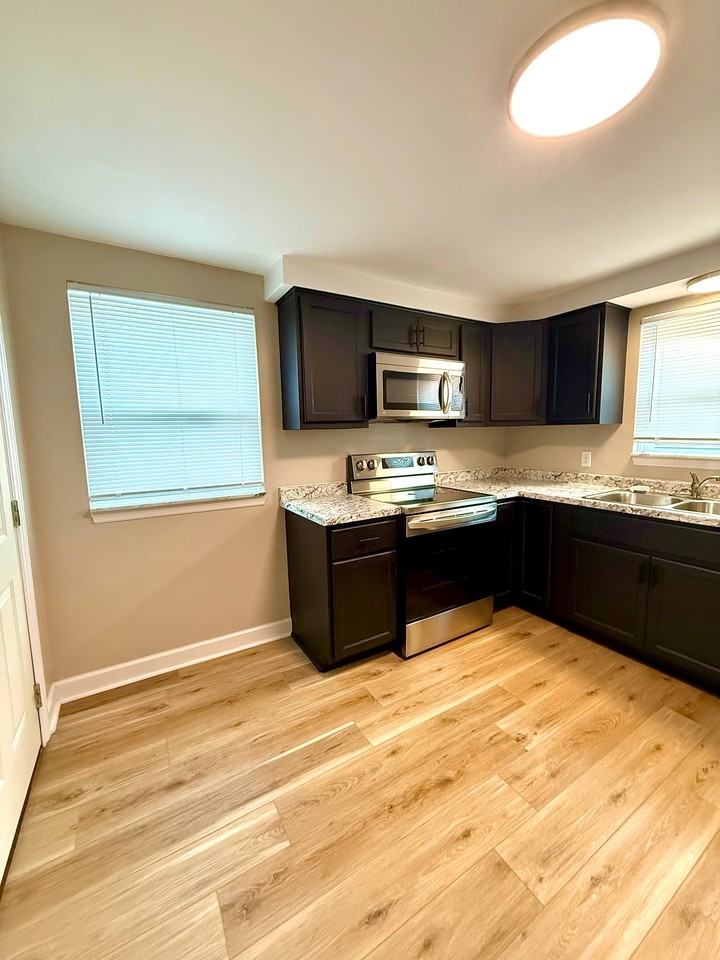 2104 Lincoln Ave #A - Photo 2 of 8