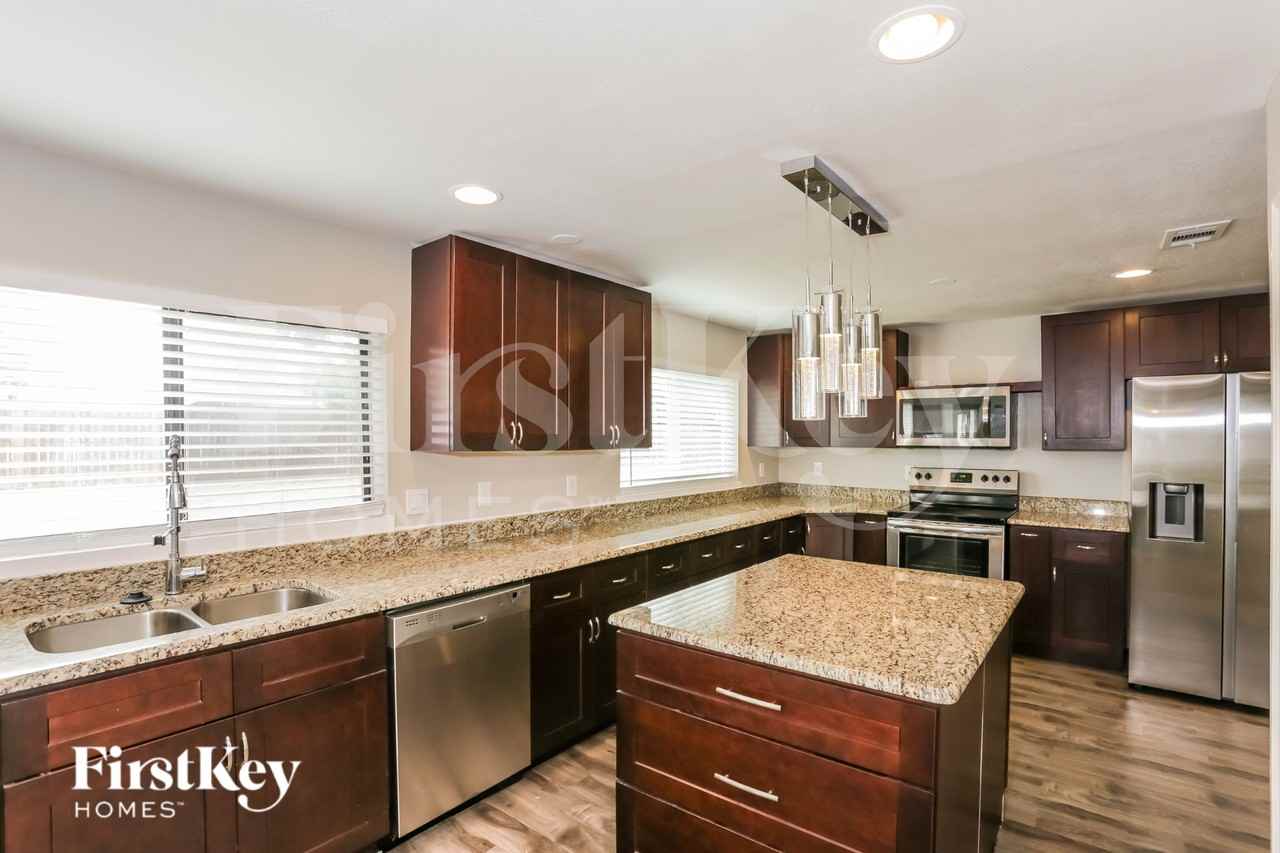2345 Kildeer Trl - Photo 6 of 16