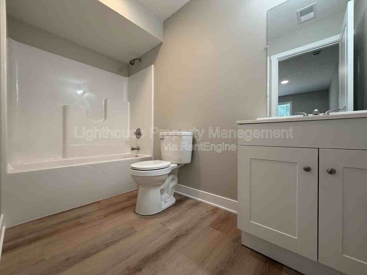 310 Allen Ave #1 - Photo 5 of 29