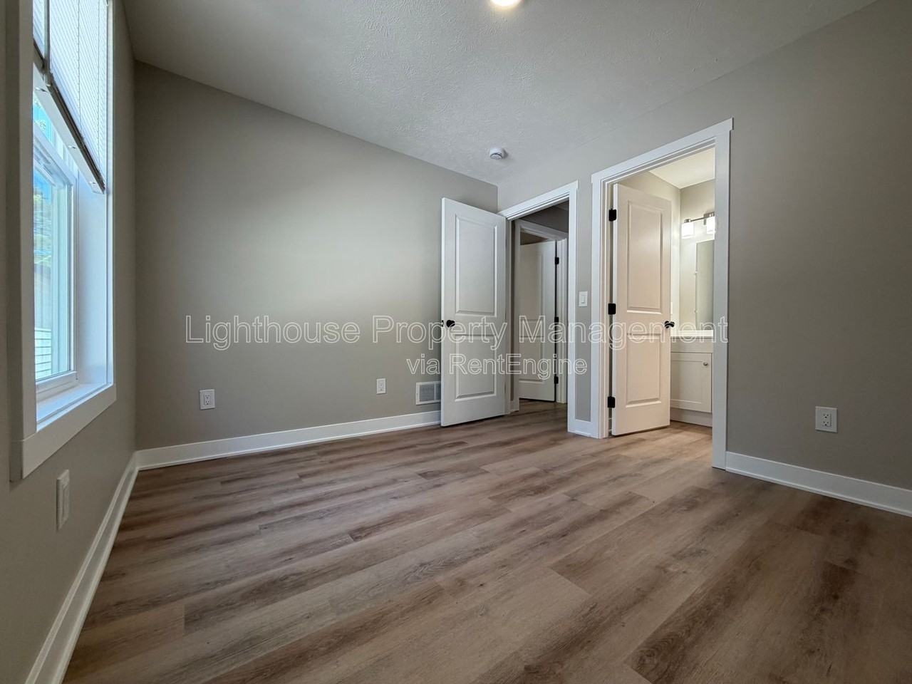 310 Allen Ave #1 - Photo 7 of 29
