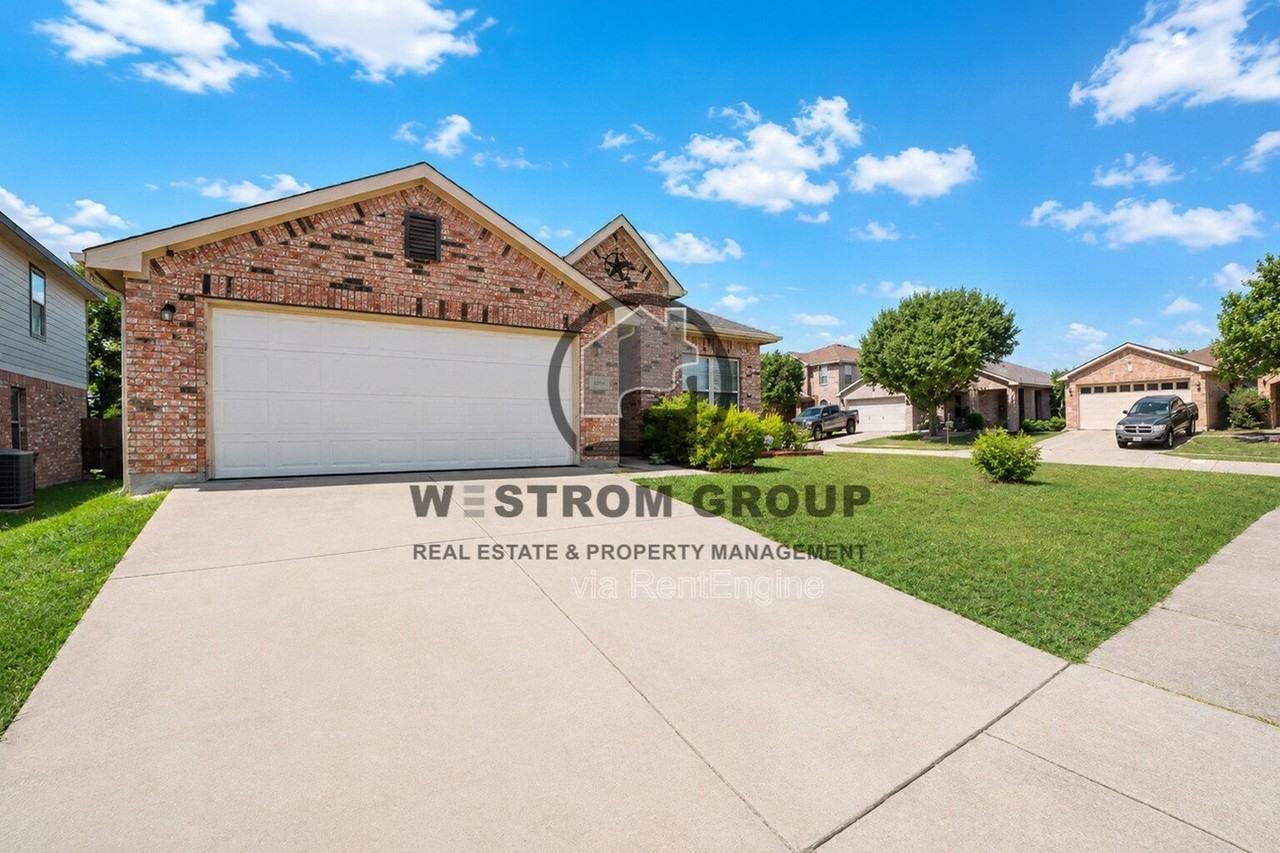 10061 Pronghorn Ln - Photo 4 of 39