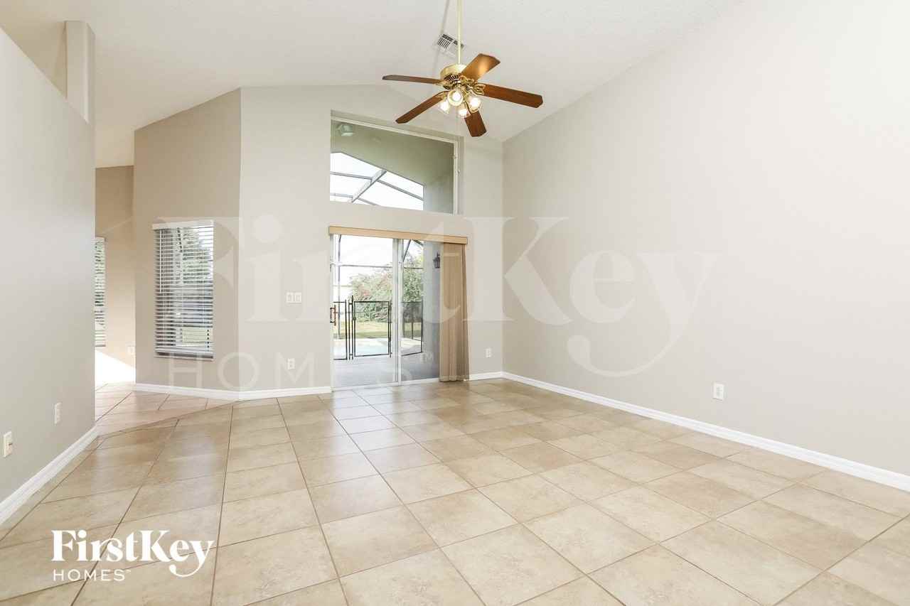 2693 Autumn Creek Cir - Photo 4 of 15