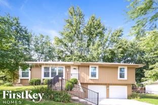 9805 Nw View Coves Dr - Photo 1 of 1