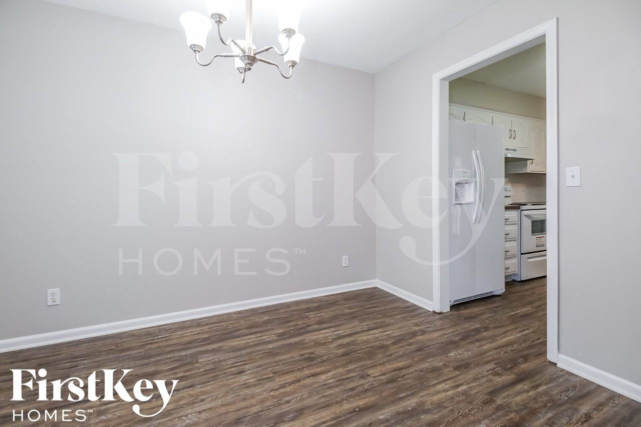 9805 Nw View Coves Dr - Photo 5 of 15
