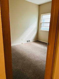 1024 Stinson St #1 - Photo 4 of 11