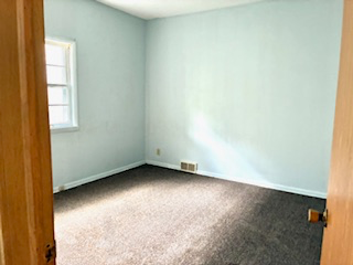 1024 Stinson St #1 - Photo 7 of 11