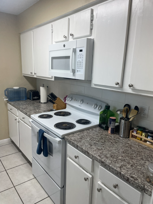 114 Hughson Ct - Photo 6 of 13