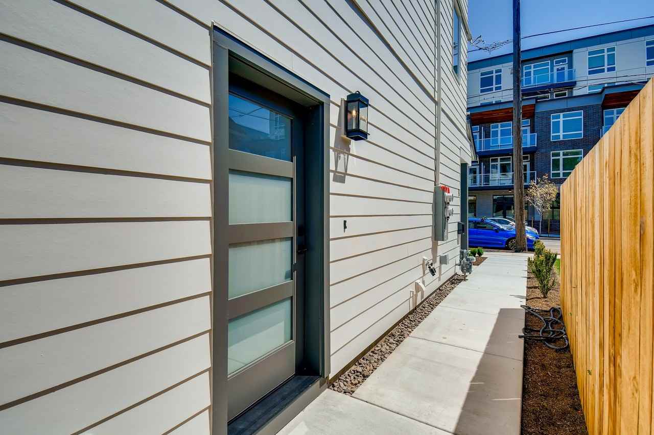 3955 N Vancouver Ave #B - Photo 2 of 12