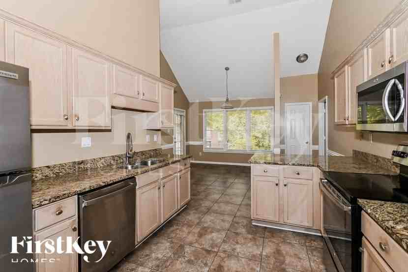 844 Tropicana Dr E - Photo 6 of 16