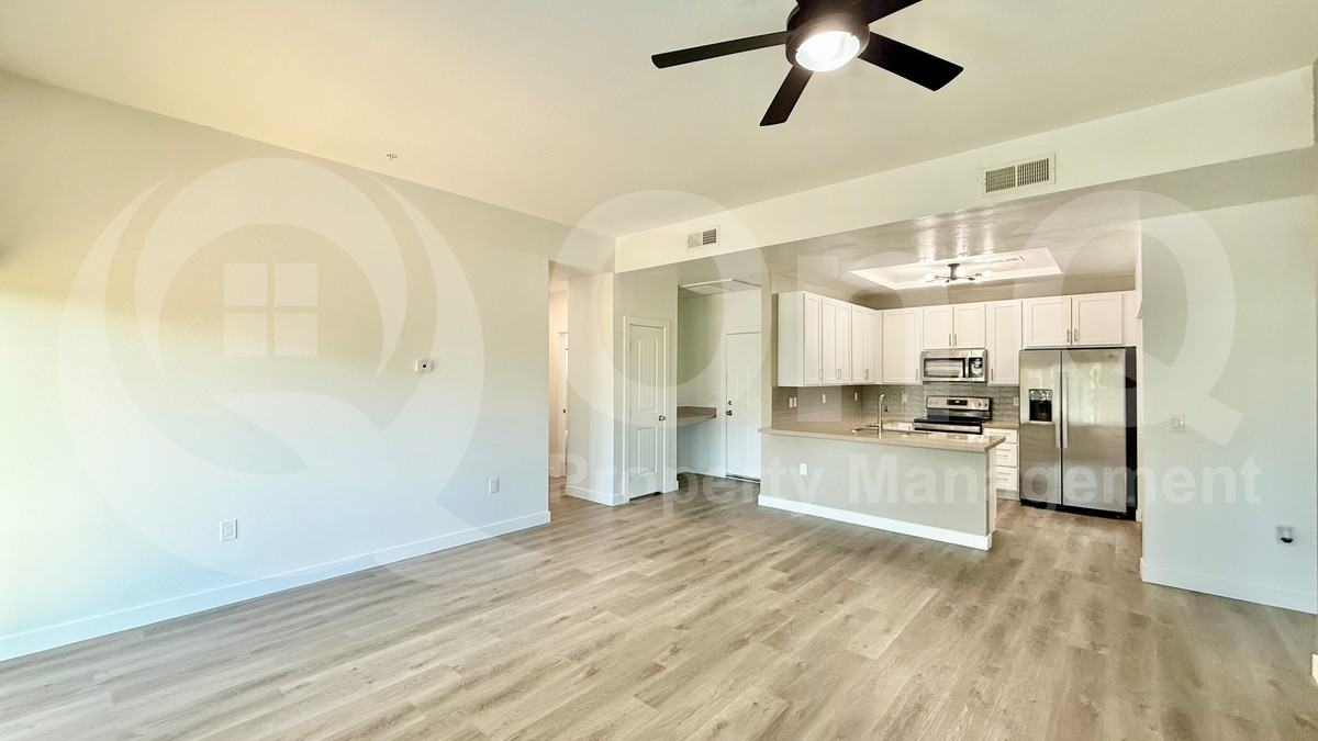N 67th Ave #224 - Photo 7 of 31