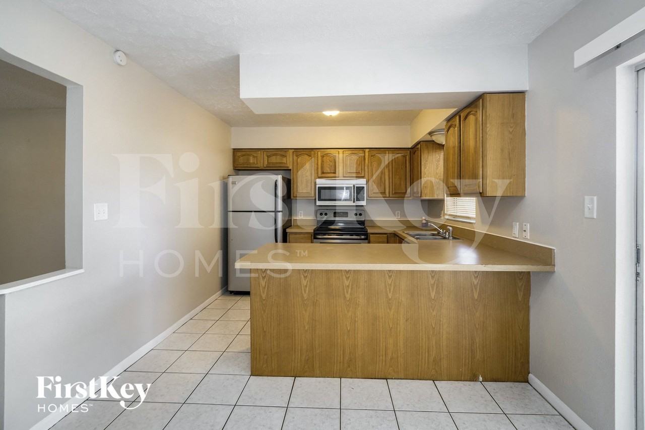 802 Briarcliff Dr - Photo 7 of 15