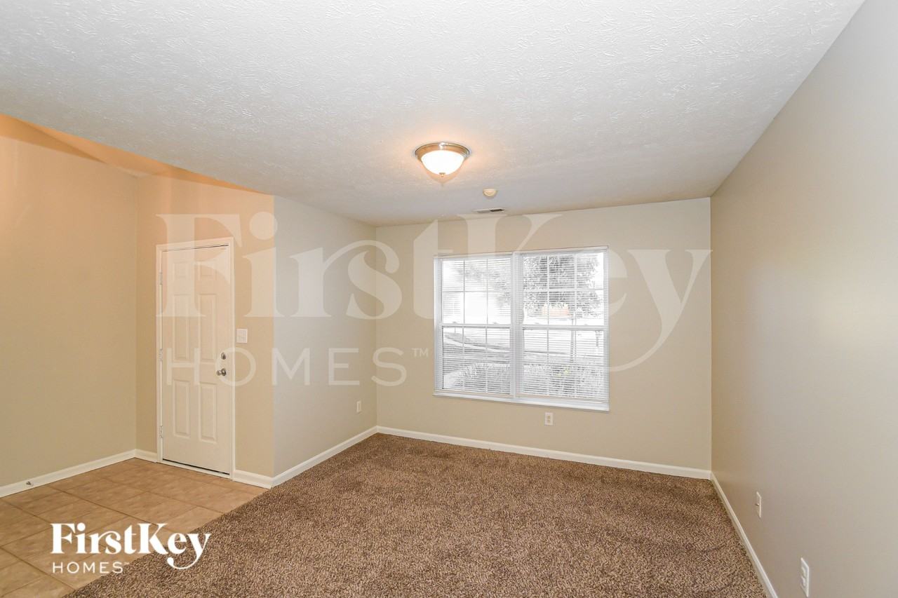 7044 N Mesquite Ct - Photo 4 of 19