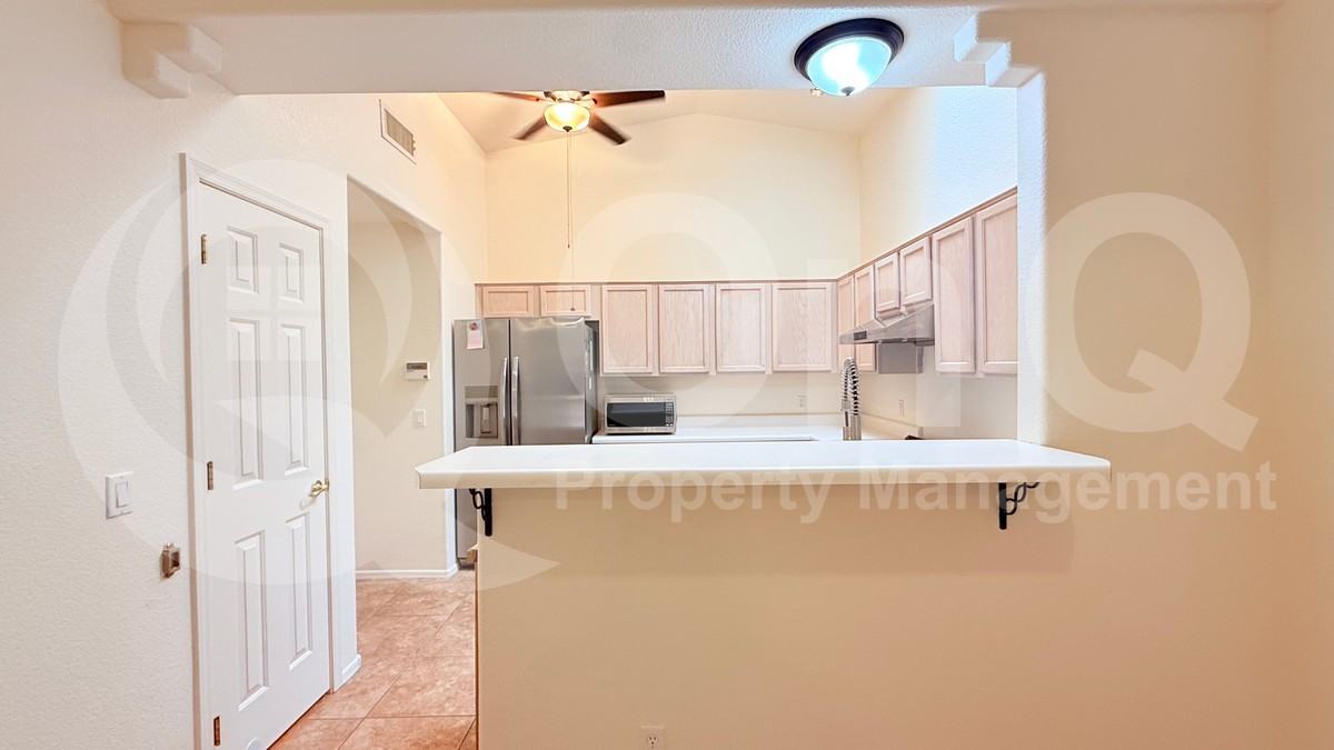 64 N 63rd St #27 - Photo 5 of 20