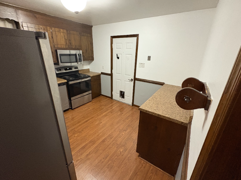14820 Whitley St - Photo 7 of 22