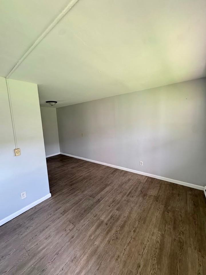 1328 Juniper Dr #4-1-1B - Photo 6 of 10