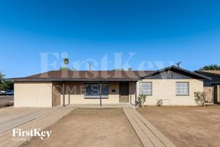 5702 N 19th Dr - Photo 1 of 1