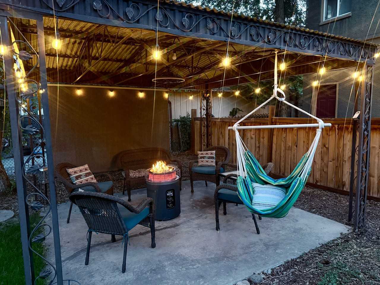 1326 E Platte Ave - Photo 4 of 19