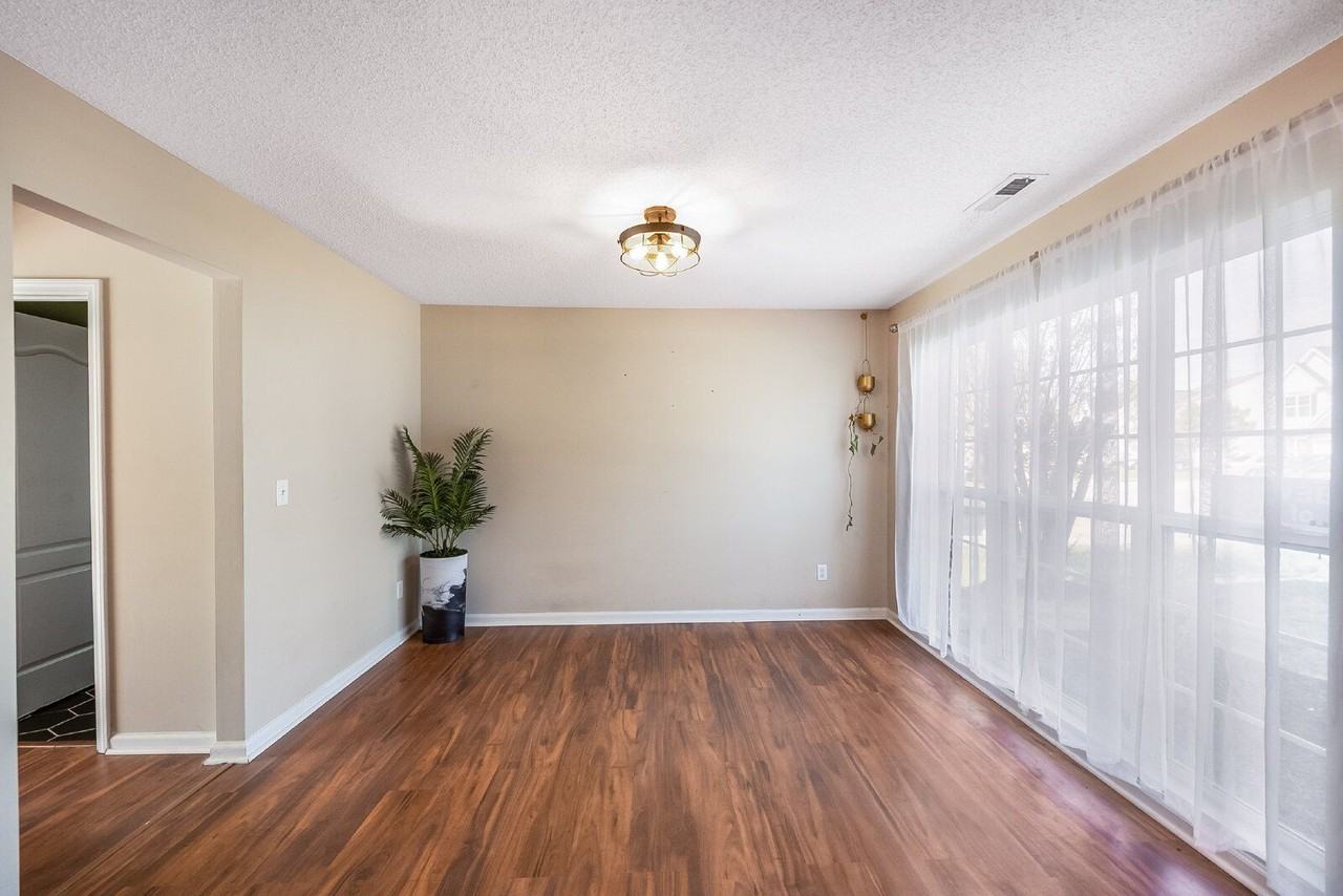 2924 Tuckland Dr - Photo 6 of 31