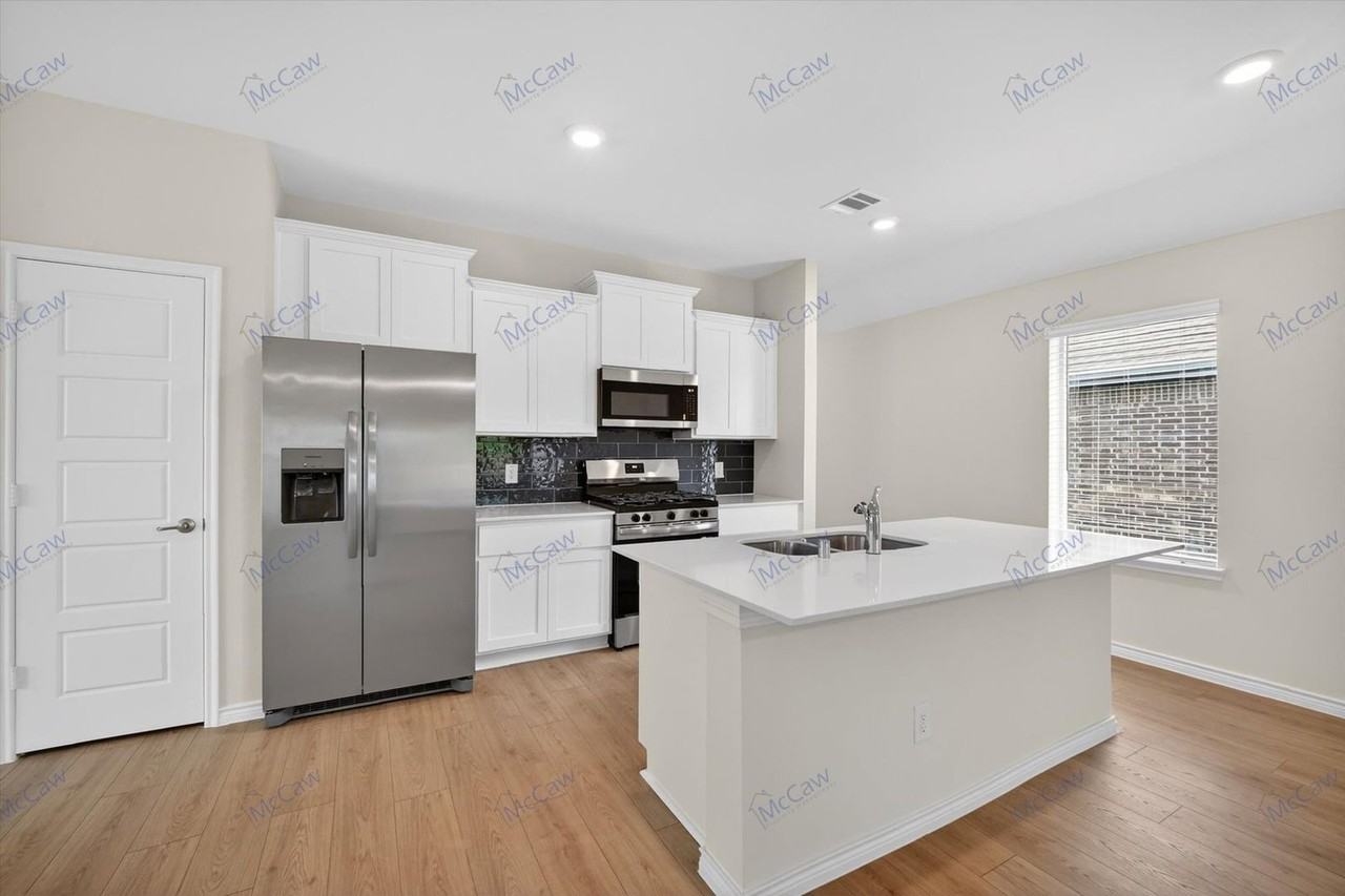 1209 Hopes Lake Dr - Photo 5 of 18