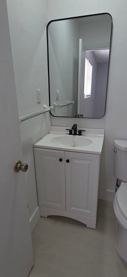 1047 Japonica Ln - Photo 4 of 17
