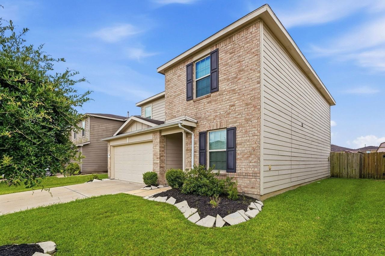 6810 Cortenridge Ln - Photo 2 of 27