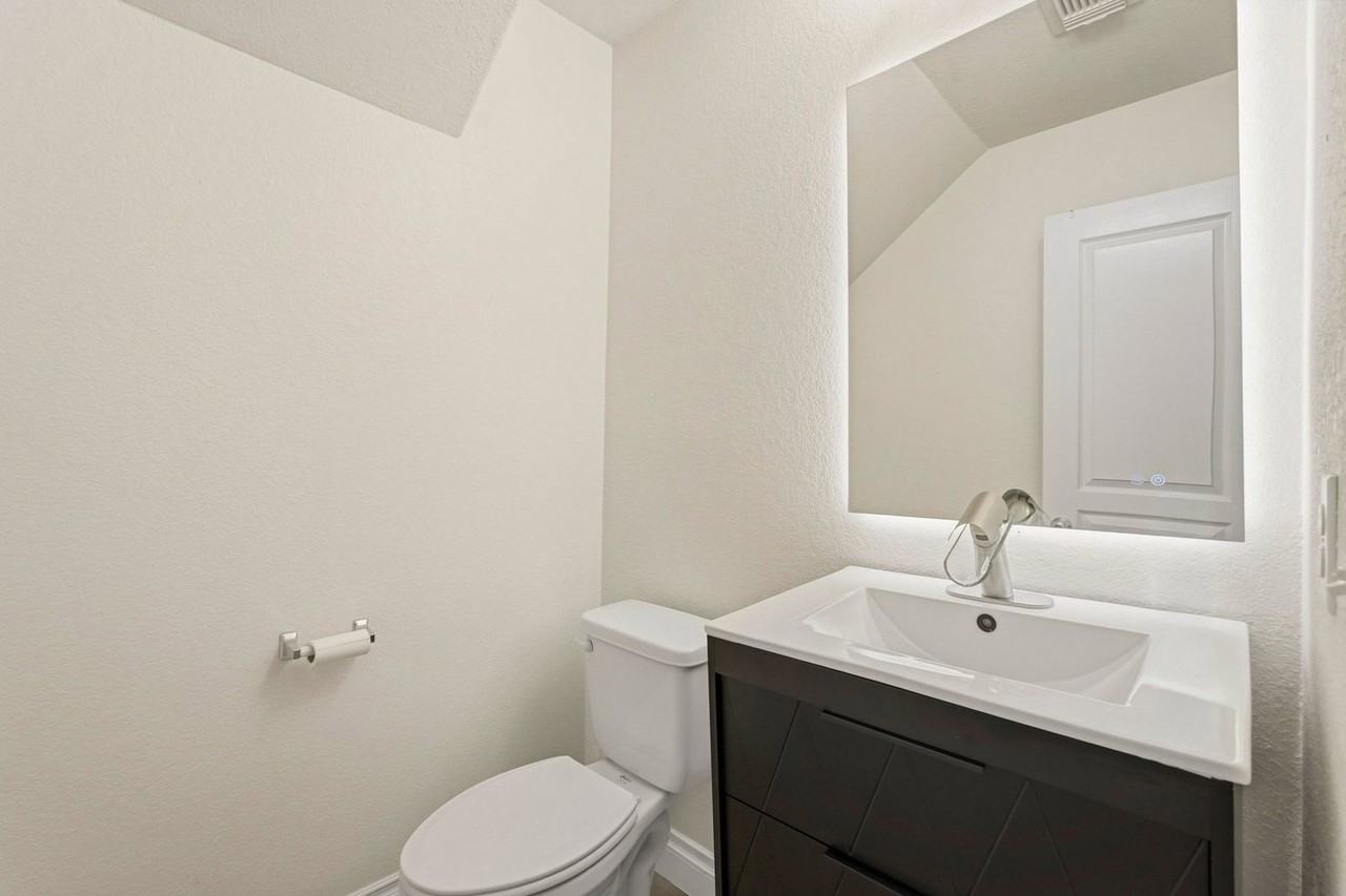 6810 Cortenridge Ln - Photo 7 of 27