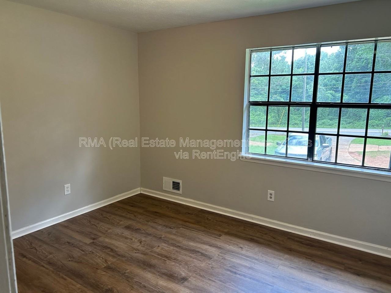 1214 High Falls Rd #B - Photo 5 of 6