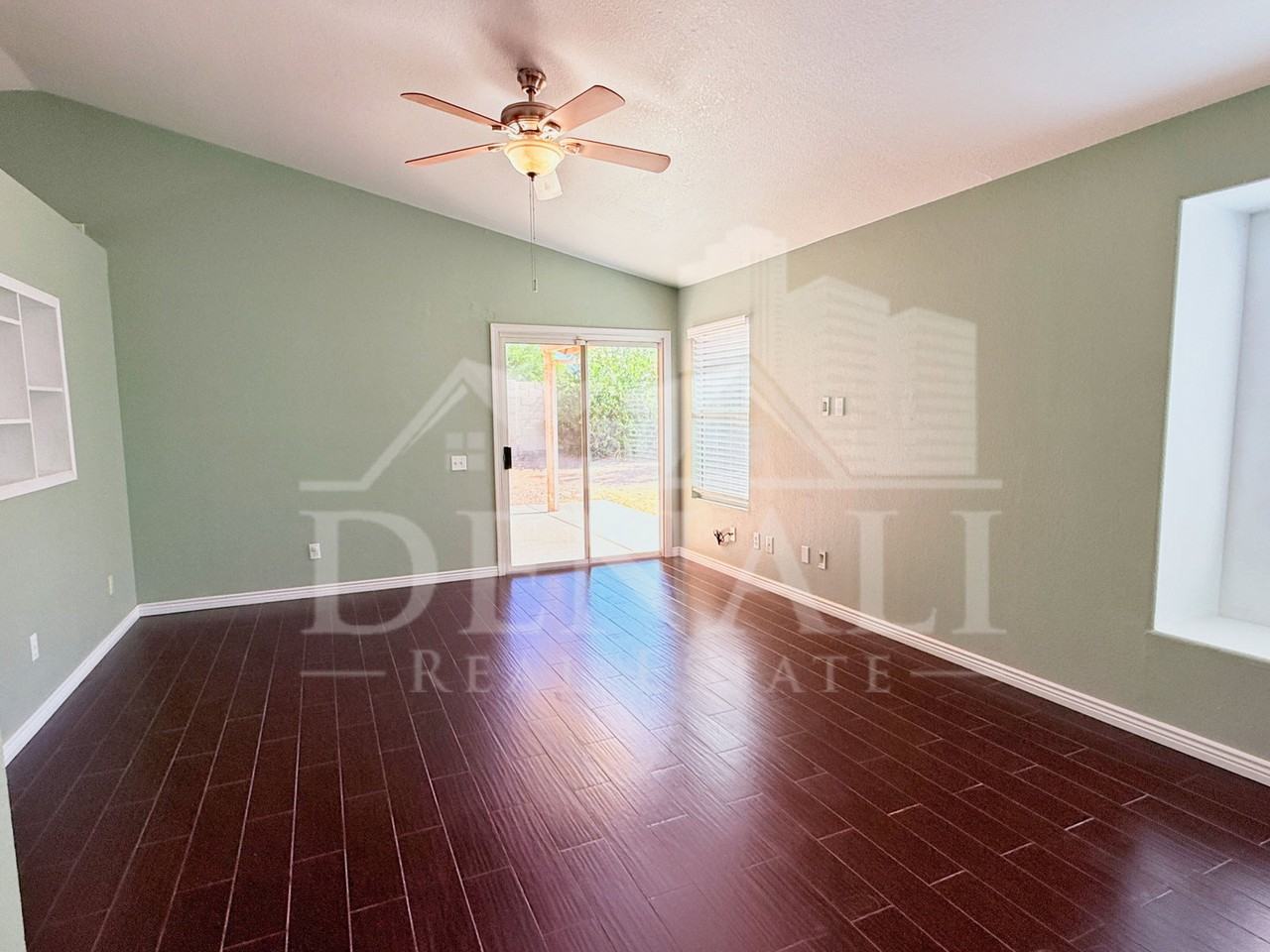 6602 E Northridge St - Photo 4 of 22