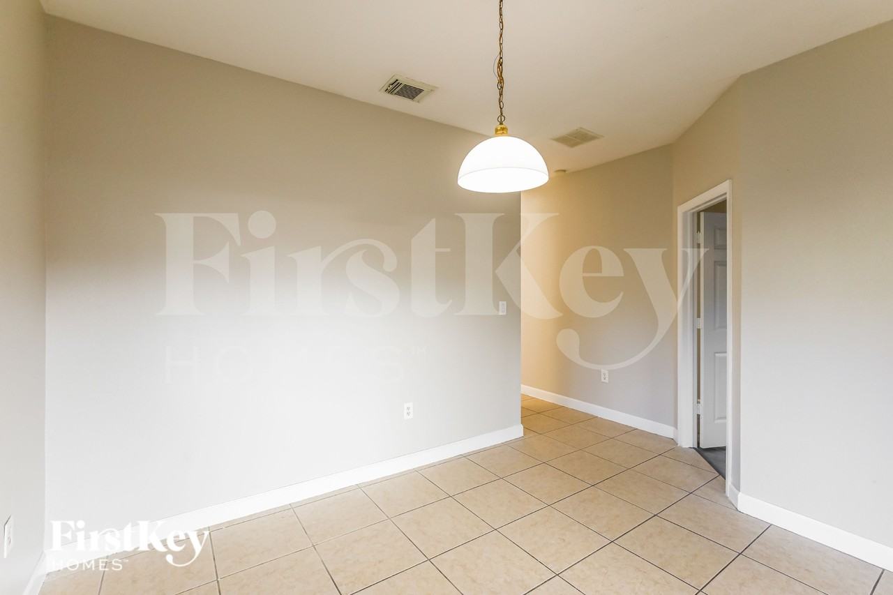 216 Seterrace - Photo 6 of 19