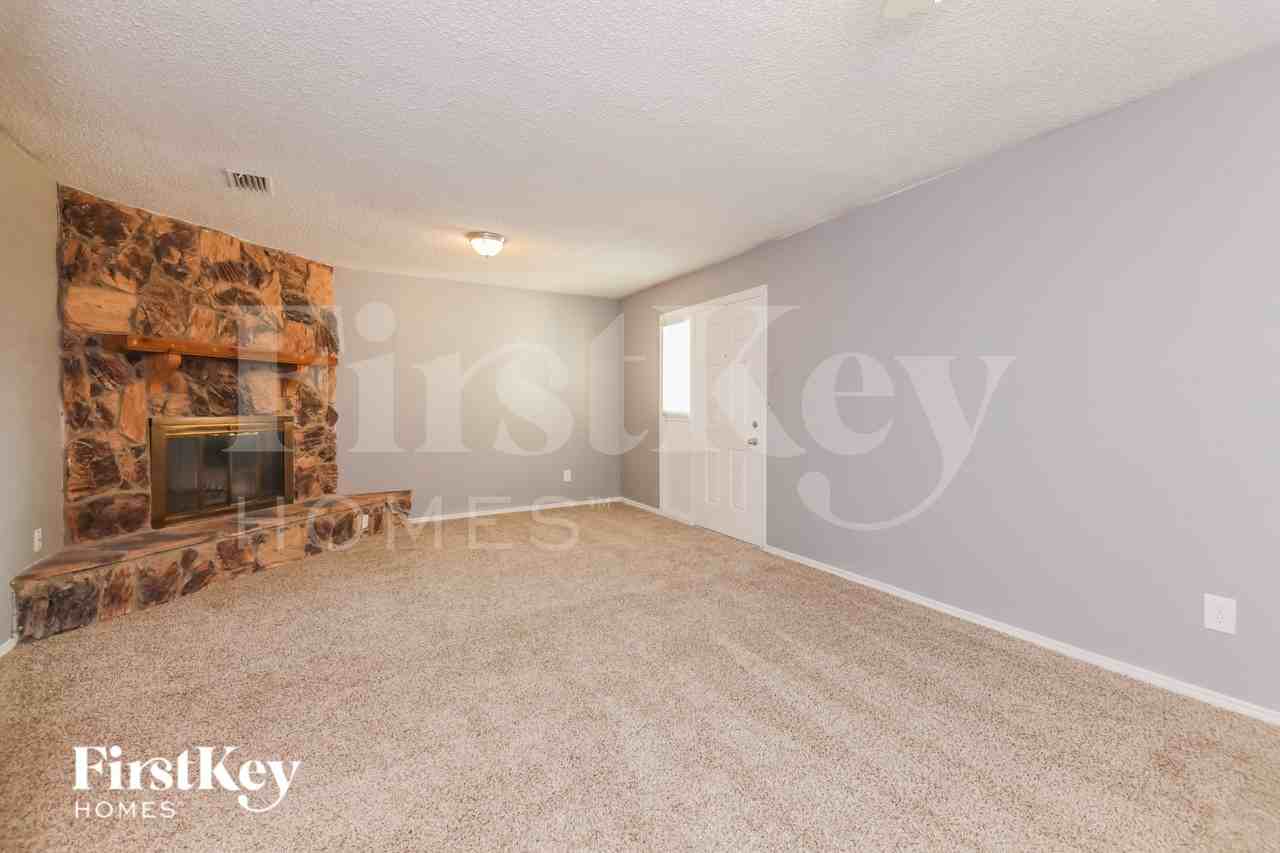 2026 Aspen Ln - Photo 2 of 16