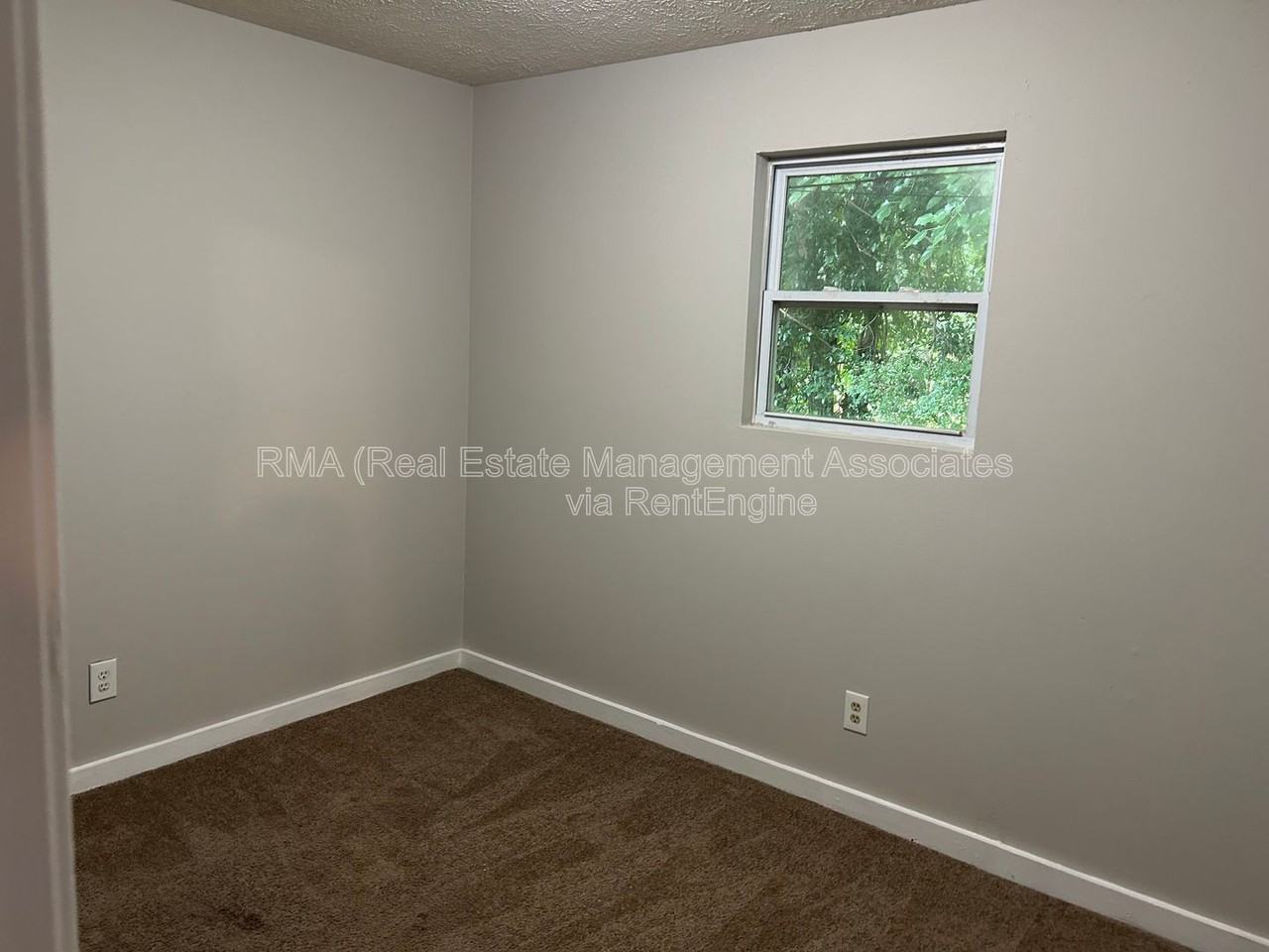 413 N Hill St #B - Photo 5 of 6