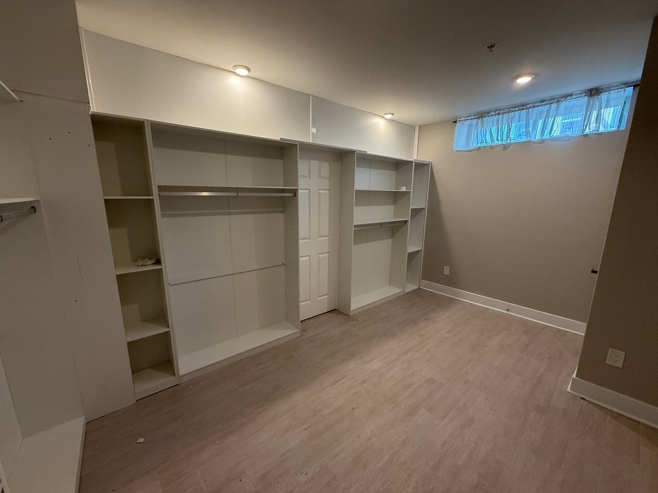 999 Titan St #A - Photo 7 of 10