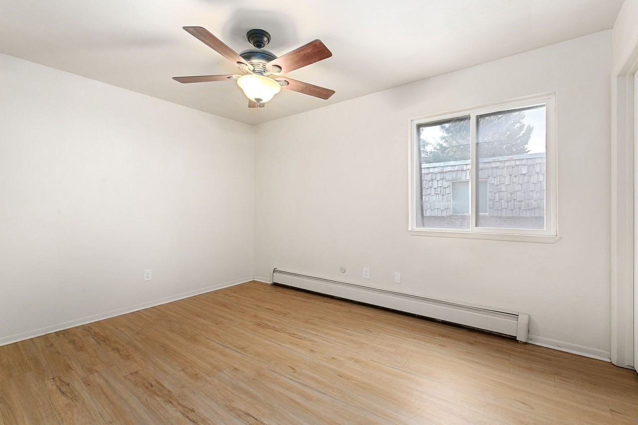 405 E Thunderbird Dr - Photo 5 of 11