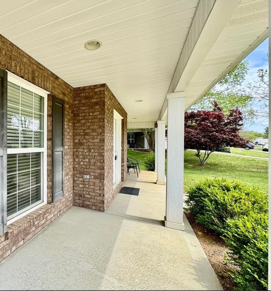 1203 Elsborn Ridge Rd - Photo 4 of 27