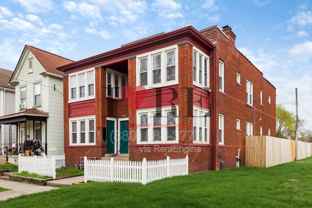 927 W Town St - Photo 1 of 1
