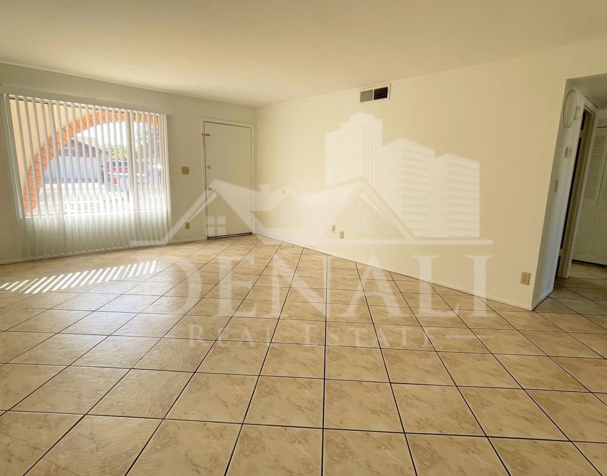 4746 W Aster Dr - Photo 2 of 25