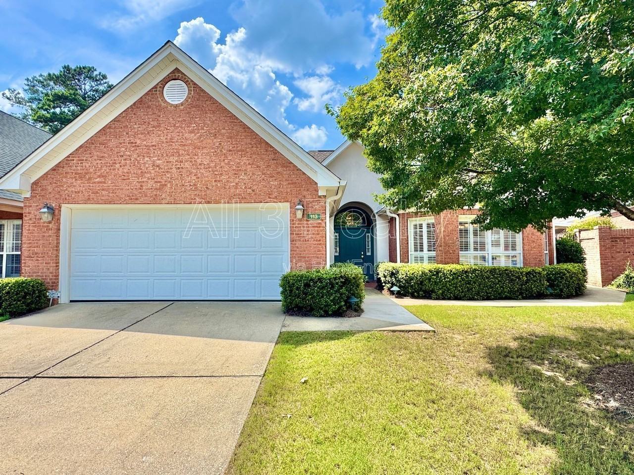 113 River Chase Ct
