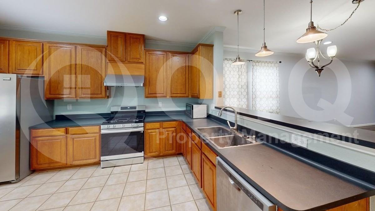 6513 Cartier Ct - Photo 6 of 20
