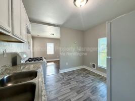 featured image of 2825 Sanford St #5