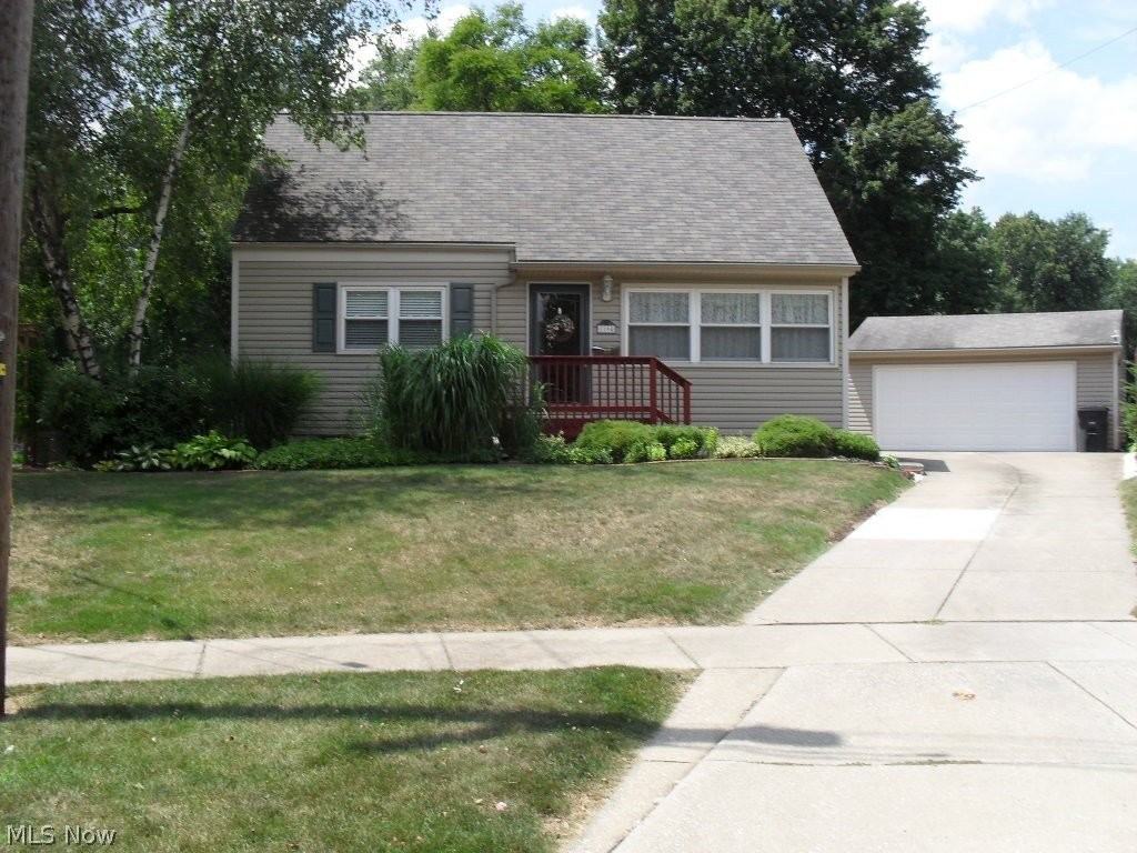 1194 Hancock Ave