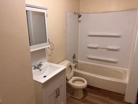 2647 S 3rd St - Photo 4 of 18