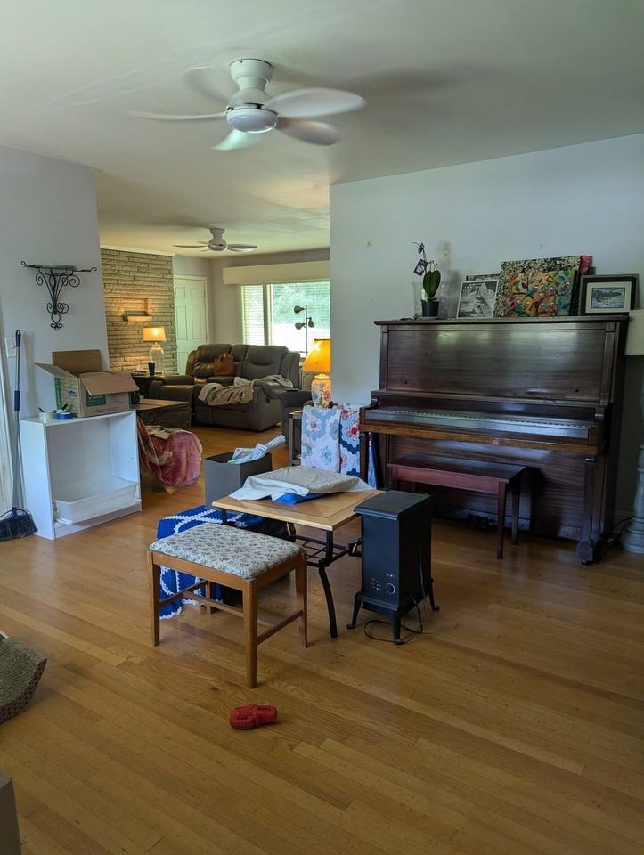 80 Dobson Dr - Photo 3 of 18